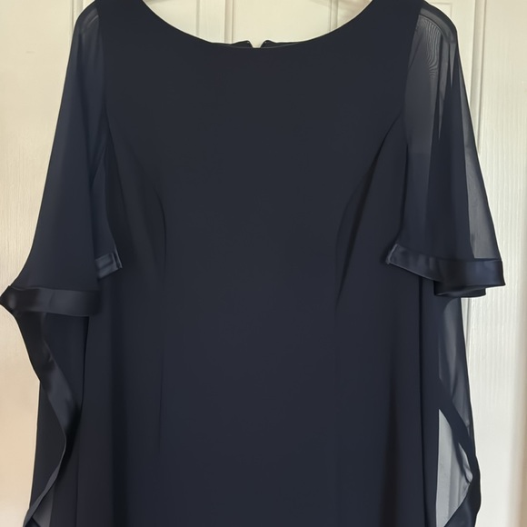 Jessica Howard Chiffon Cape Dress Navy Size 16 NWOT - Picture 3 of 6